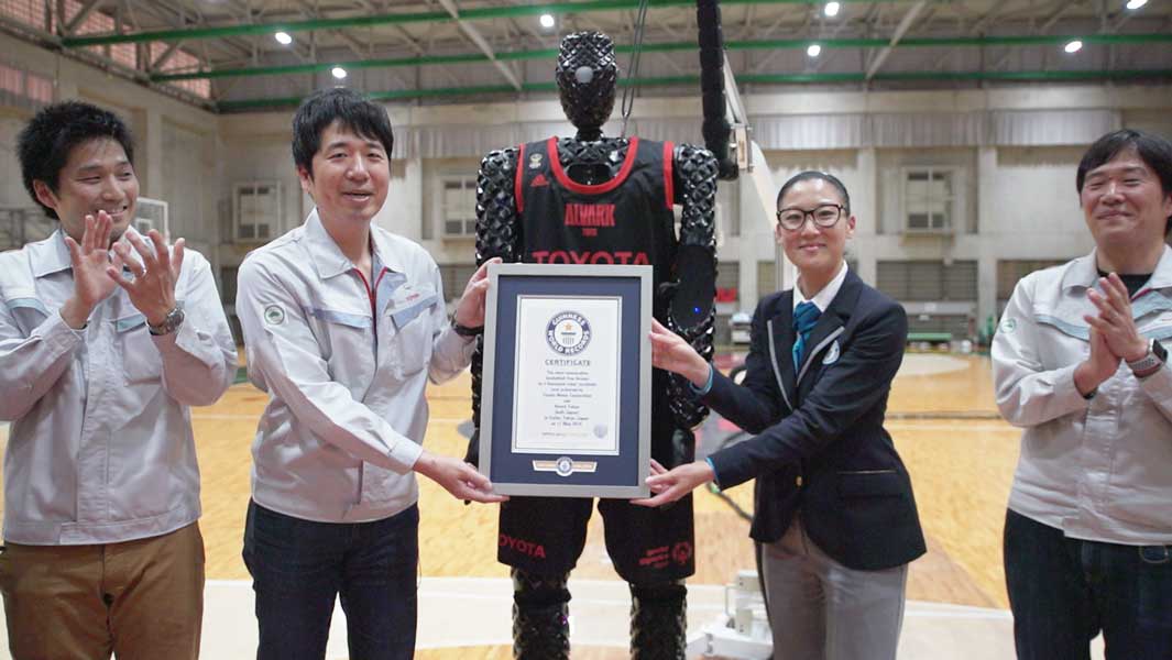 アルバルク東京所属選手のロボット『CUE3』が"フリースロー最多数"でギネス世界記録達成！